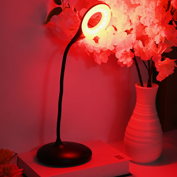 Nordisk LED bordlampe – Trådløs & øyevennlig rødt lys leselampe