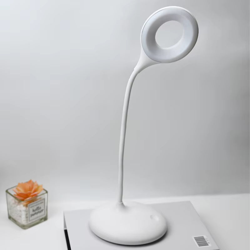 Nordisk LED bordlampe – Trådløs & øyevennlig rødt lys leselampe